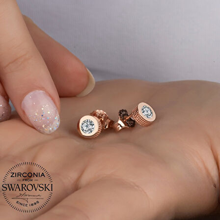 SWAROVSKİ TAŞLI  ZİRCONİA PIRLANTA MONTÜR TEK TAŞ 925 AYAR GÜMÜŞ KÜPE