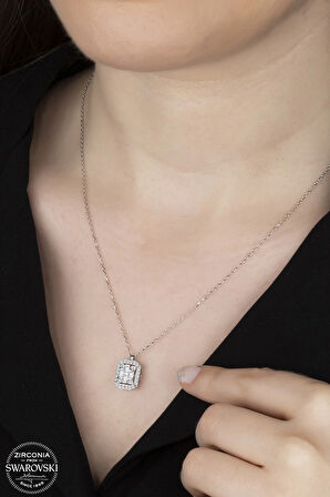 SWAROVSKİ CRYSTAL BAGET  925 AYAR GÜMÜŞ KOLYE