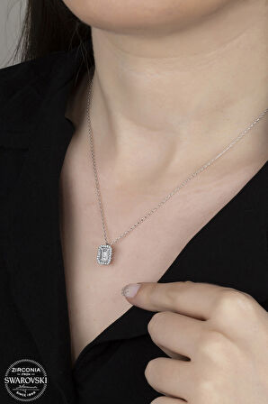SWAROVSKİ CRYSTAL BAGET  925 AYAR GÜMÜŞ KOLYE