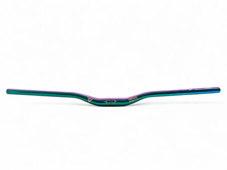 Vona 31,8MM X 720 mm Alüminyum Rainbow Gidon Boğazı