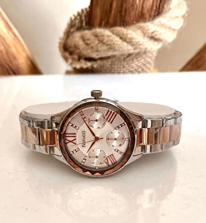 Ferrucci Gümüş-Rose Kristal Efektli Kasa Kadın Kol Saat+%100 Çelik Kolye Hediye