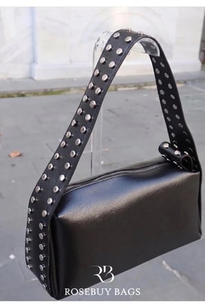 Élan Noir Collection Kadın El Çantası – Modern ve Güçlü Şehir Stili