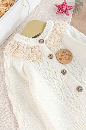 Dantel Yakalı Triko Kız Bebek Hırka Pantolon Takım Triko Bebek Seti