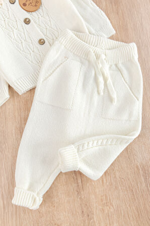 Dantel Yakalı Triko Kız Bebek Hırka Pantolon Takım Triko Bebek Seti