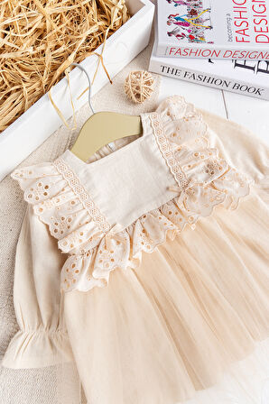 Fistolu Kare Yaka %100 Pamuk Krem Kız Bebek Elbise Özel Gün Doğum Günü