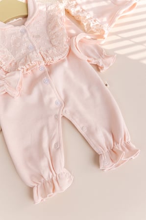 güpürlü şapkalı bebe yakalı 100% pamuk kız bebek tulum