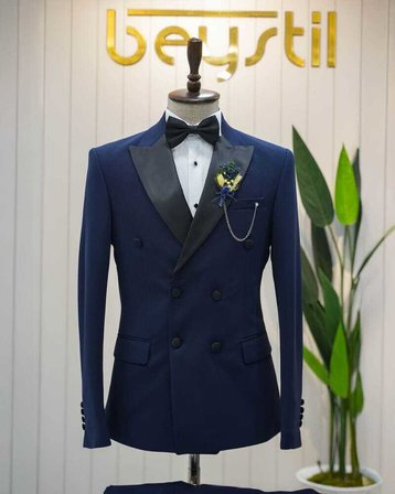 Beystil Sivri Yaka Lacivert Damatlık & Smokin Kruvaze Takım - Slim Fit