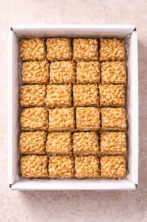Yer Fıstıklı Hünkar Lokumu (1 Kg) – Lokum & Krokan Lezzeti