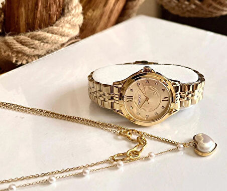 Ferrucci Gold Çelik Taşlı Kadın Kol Saati+%100 Çelik Kolye Hediye