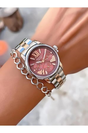 Ferrucci Kadın Kol Saati Bordo Kadran Çelik Kordon 35 mm Kasa Mineral Cam Quartz Mekanizma 3 ATM Su Geçirmezlik