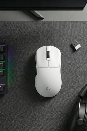 Rampage CLAX Ultra Hafif 54G 24K DPI 1000Hz PAW3311 3 Modlu Kablosuz Gaming Mouse - BEYAZ