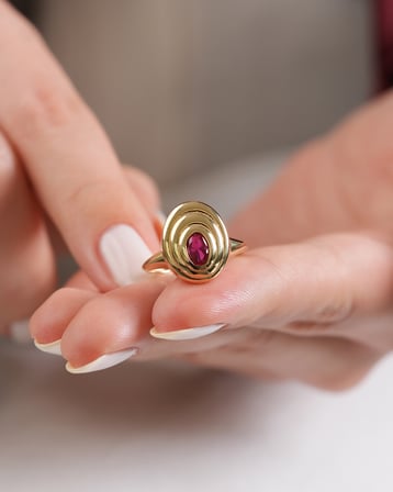 Debora Jewelry 14 Ayar Altın Yuvarlak Model Pembe Taşlı Yüzük