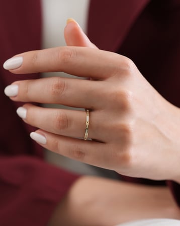 Debora Jewelry 14 Ayar Altın Beyaz Mineli Yüzük