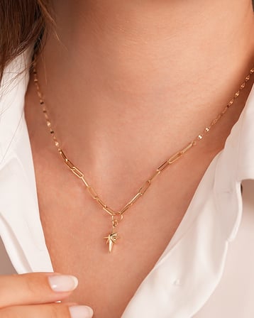 Debora Jewelry 14 Ayar Altın Ataç Zincirli Kutup Yıldızı Kolye