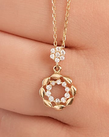 Debora Jewelry 14 Ayar Altın Çiçek Tasarımlı Taşlı Kolye