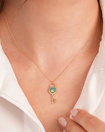 Debora Jewelry 14 Ayar Altın Çiçekli Mineli Kilit Kolye