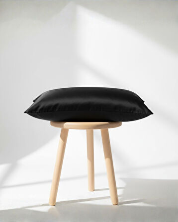 Cozy Home Halo Saten Yastık Kılıfı Siyah 50x70