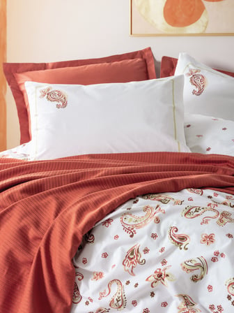 Cotton Box Vivid Çift Kişilik Pikeli Nevresim Takımı Paisia Tarçın