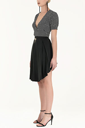 Siyah Pileli  ipek etek 80401 | 42