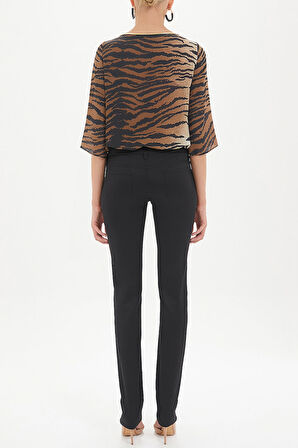 Siyah Cebi aksesuarlı boru paça pantolon 40943 | 40