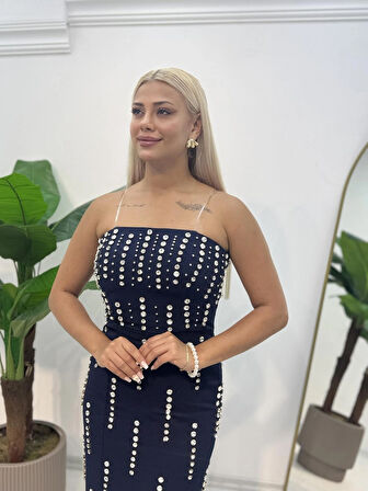 Straplez TAŞ DETAYLI YIRTMAÇLI KREP ELBİSE