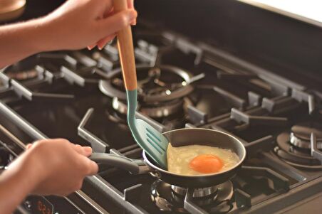 Bambum Natto Süzgeçli Spatula B2691