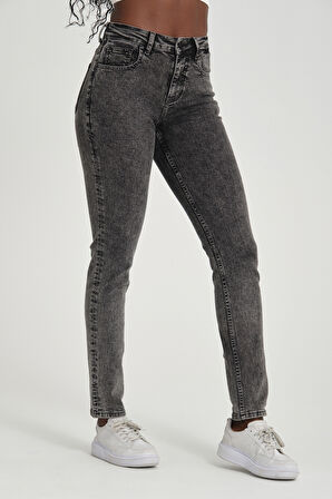 Slim D245 Günlük Kadın Mom Strech Jean Normal Bel Traditional 5 Cep Denim Pantolon 