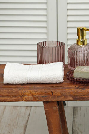 Daily Soft Off White %100 Pamuk El Havlusu 30x50 Cm