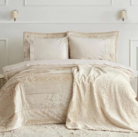 Karaca Home Valeria Queen Gold 8 Parça Çeyiz Seti