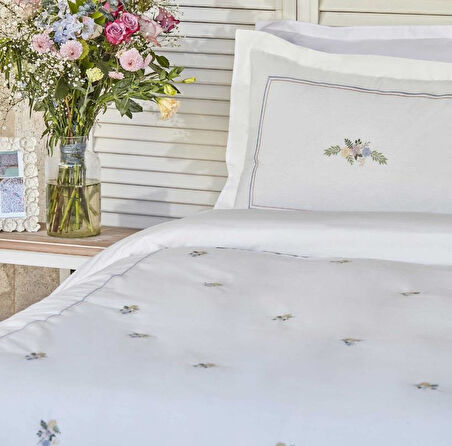 Karaca Home Cavale Beyaz Çift Kişilik Nakışlı Percale Nevresim Takımı