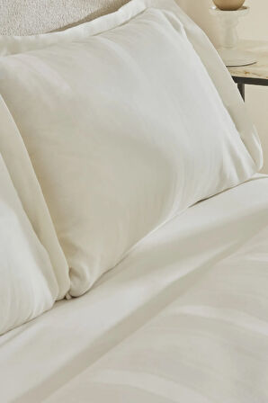 Karaca Home Alvin Çift Kişilik Nevresim Takımı Beyaz