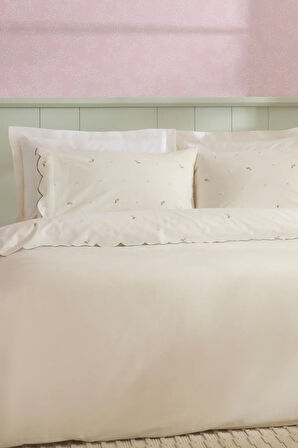 Karaca Home Nellie Nakışlı %100 Pamuk Çift Kişilik Nevresim Takımı Beyaz