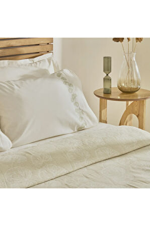 Karaca Home Ginkgo Leaf Müslin Nakışlı Çift Kişilik Pike Takımı Adaçayı