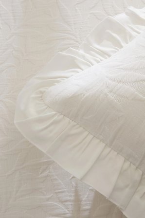 Karaca Home Branley Fırfırlı Çift Kişilik Yatak Örtüsü Takımı Beyaz