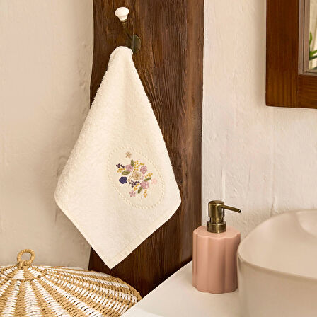 Karaca Home Artisan Coneflower %100 Pamuk El Havlusu Ekru 30x50 cm