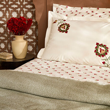 Karaca Home Zenyra Çift Kişilik Nakışlı Nish Set Mutlicolor