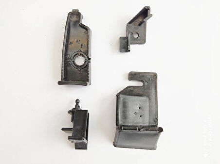 FC-334 FORD COURIER SAĞ (4 PARÇA) FAR TAMİR KİTİ FC-337 MARKA İLE UYUMLU