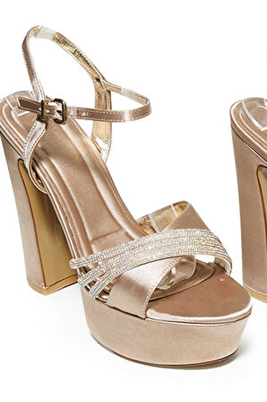 Bestello Çapraz Bantlı Neolit Taban Kalın Topuklu Ayakkabı 331-1015 Kadın Ayakkabı