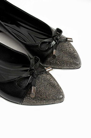 Bestello Fiyonklu Kauçuk Taban Babet 331-1453 Kadın Babet