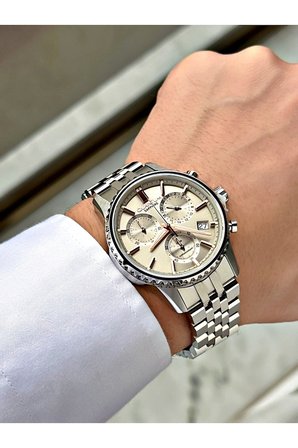Fonksiyonlu Gümüş Renk Safir Cam Çelik Kordon Çelik Kasa Erkek Kol Saati 1204MR