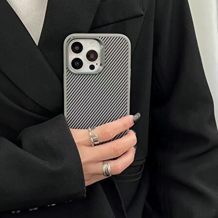 iPhone 14 Pro Max Kılıf Magsafe Şarj Özellikli Karbon Fiber Görünümlü Zore Troy Kapak-Siyah
