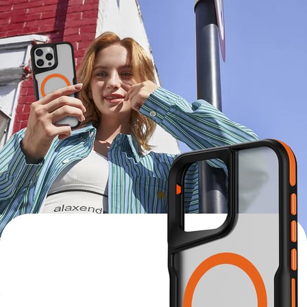 iPhone 16 Pro Uyumlu Magsafe Şarj Özellikli Renkli Kenar Airbag Şeritli NRTK Lamer Kapak-Siyah