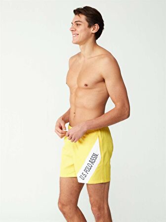 U.S. POLO ASSN. - Erkek Sarı Orta Boy Deniz Şortu 