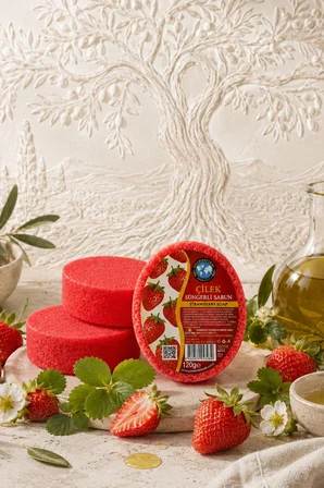 İnternatural Çilekli Süngerli Bitkisel Banyo Sabunu 120 G