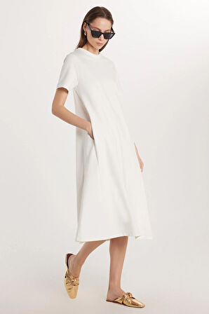 Kadın Regular Fit Kısa Kollu Yan Cepli Bisiklet Yaka Uzun Ekru Elbise