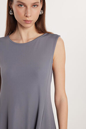 Kadın Regular Fit Asklılı Yan Cepli Bisiklet Yaka Uzun Antrasit Elbise