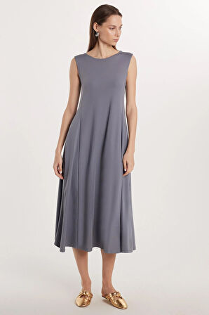 Kadın Regular Fit Asklılı Yan Cepli Bisiklet Yaka Uzun Antrasit Elbise