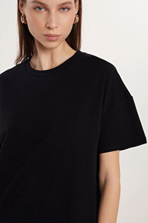 Kadın Regular Fit Kısa Kollu Esnek Kumaş Cepli Bisiklet Yaka Siyah Elbise