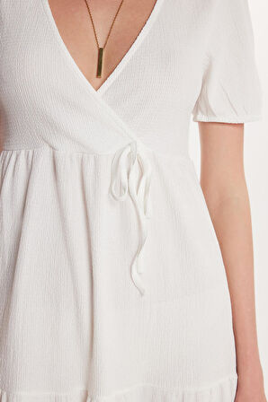 Kadın Standart Fit Normal Kesim V Yaka Gofre Midi Ekru Elbise