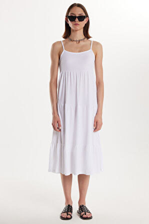 Kadın Slim Fit Dar Kesim İnce Askılı U Yaka Midi Beyaz Elbise